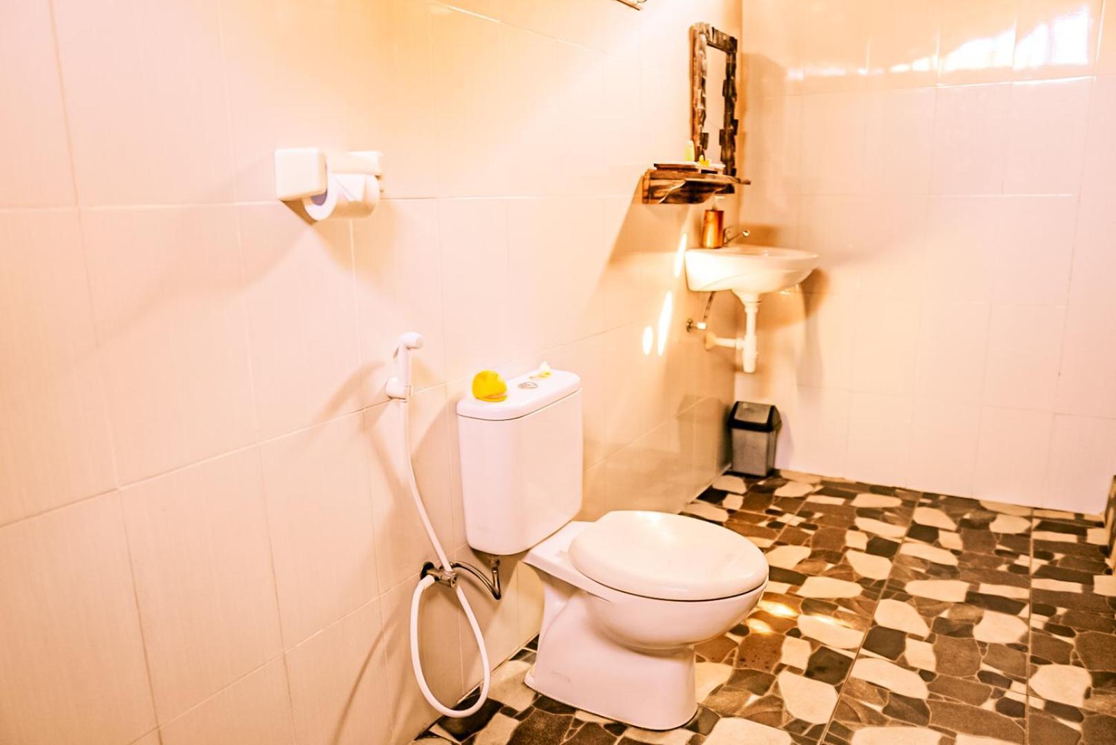 バタラン ガーデン コテージ Batununggul 部屋 写真